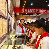 跟着课本去旅行 — 《草地夜行》· 寻根金寨红色研学一日之旅